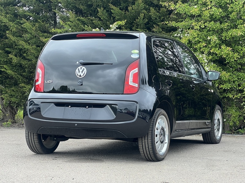 Volkswagen Up Up Black - U11904