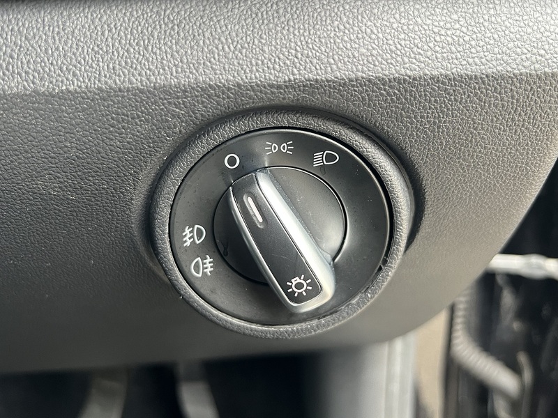 Volkswagen Up Up Black - U11904