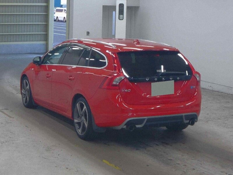 Volvo V60 T4 R-Design - U11905