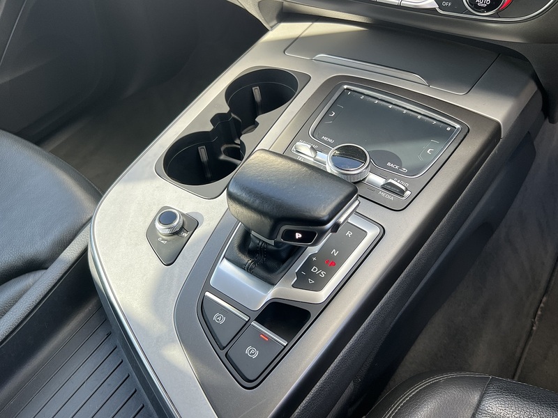 Audi Q7 Tfsi Quattro Sport - U11906