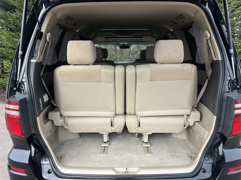 Toyota Alphard G  - U11908