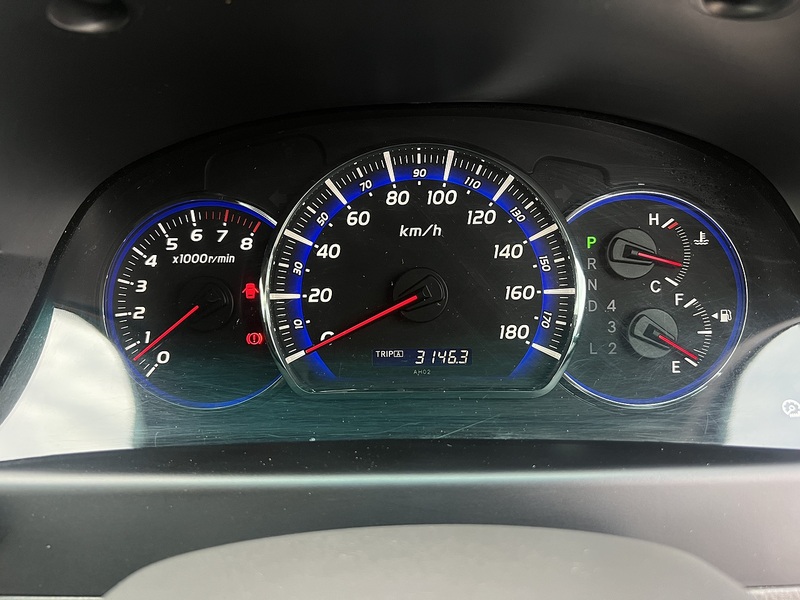 Toyota Alphard G  - U11908