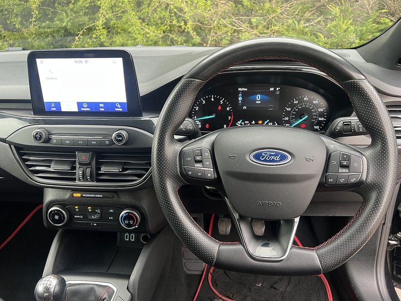 Ford Focus T EcoBoost MHEV ST-Line Edition - U11909
