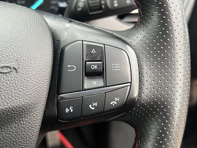 Ford Focus T EcoBoost MHEV ST-Line Edition - U11909