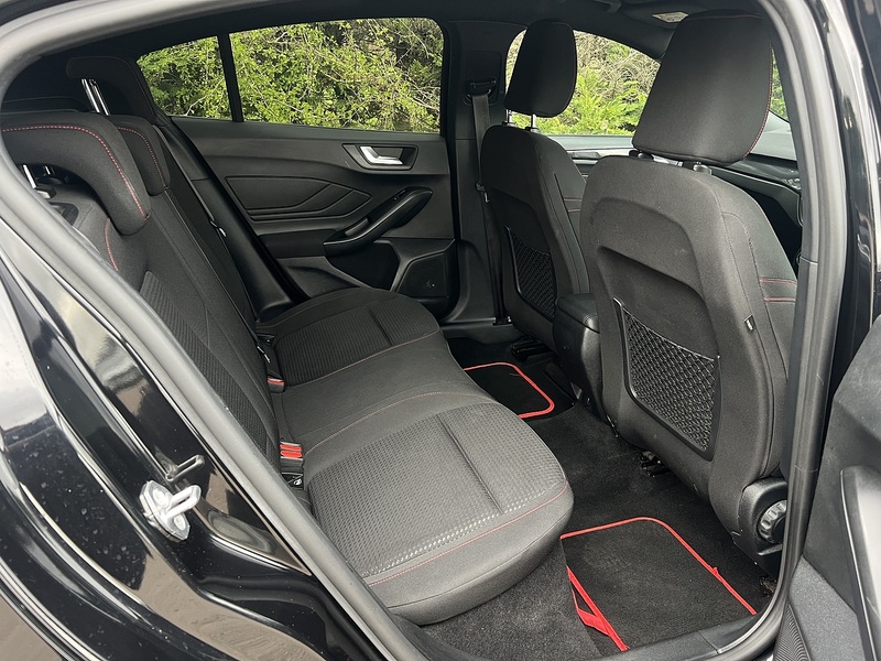 Ford Focus T EcoBoost MHEV ST-Line Edition - U11909