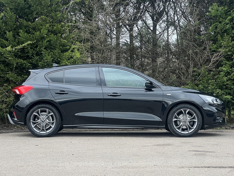 Ford Focus T EcoBoost MHEV ST-Line Edition - U11909