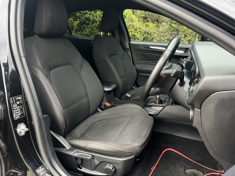 Ford Focus T EcoBoost MHEV ST-Line Edition - U11909