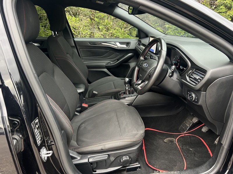 Ford Focus T EcoBoost MHEV ST-Line Edition - U11909