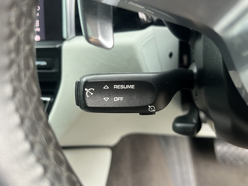 Porsche Macan T - U11911