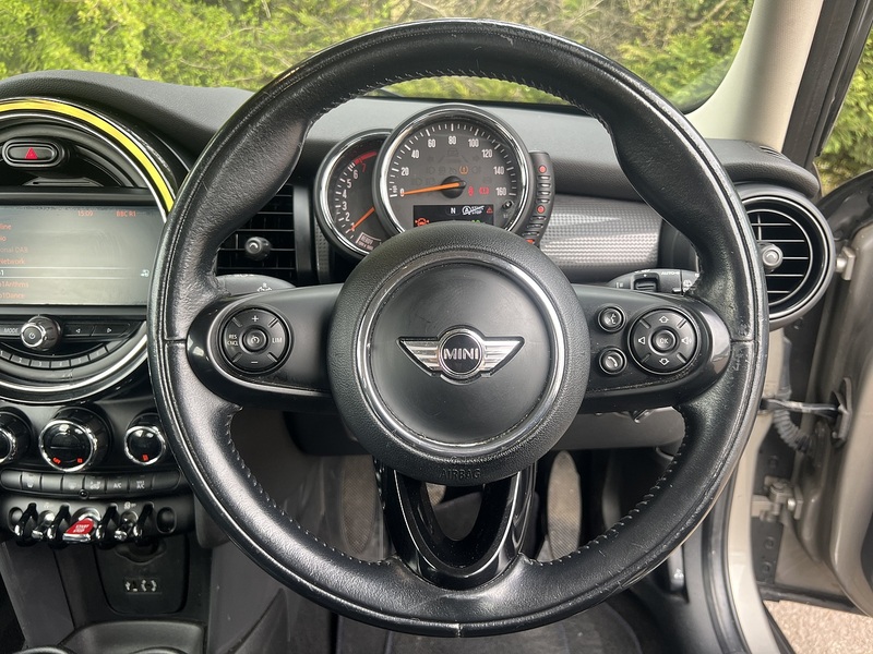 MINI Hatch Cooper - U11914