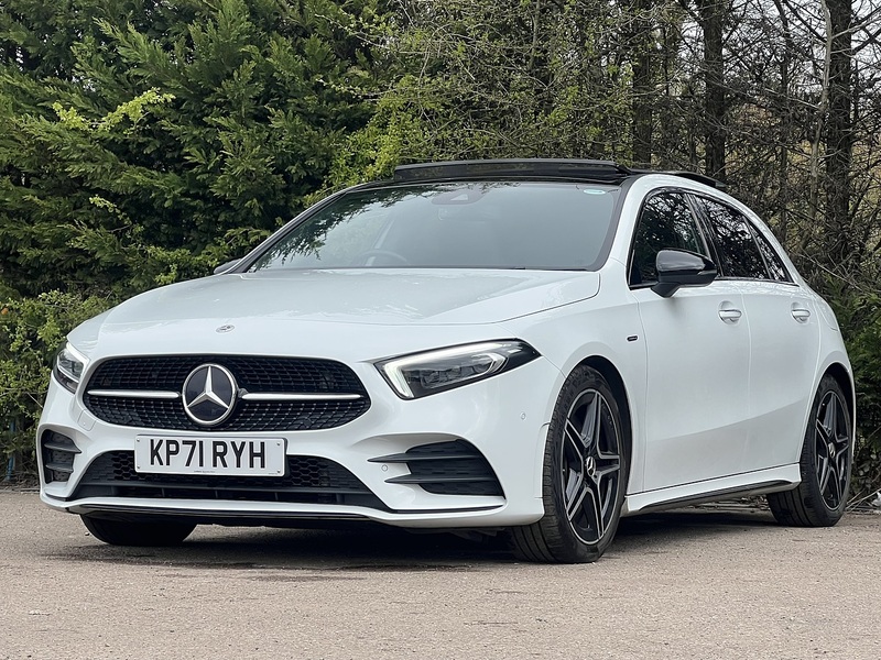 Mercedes-Benz A Class A250 AMG Line Edition - U11916