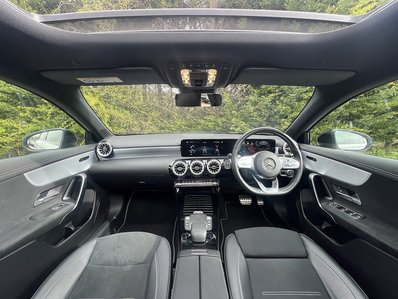 Mercedes-Benz A Class A250 AMG Line Edition - U11916