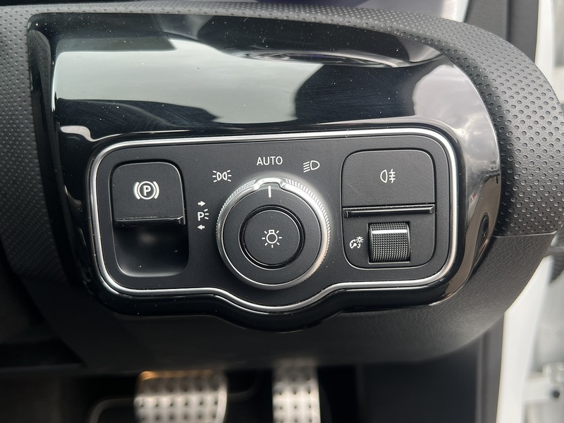 Mercedes-Benz A Class A250 AMG Line Edition - U11916