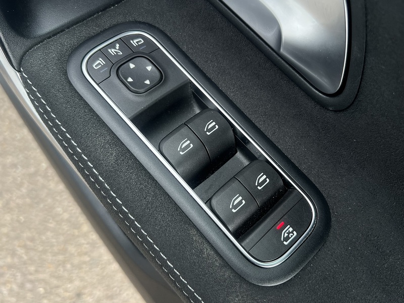 Mercedes-Benz A Class A250 AMG Line Edition - U11916