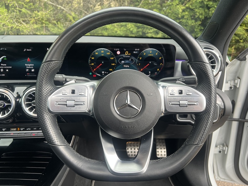 Mercedes-Benz A Class A250 AMG Line Edition - U11916