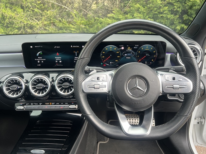 Mercedes-Benz A Class A250 AMG Line Edition - U11916