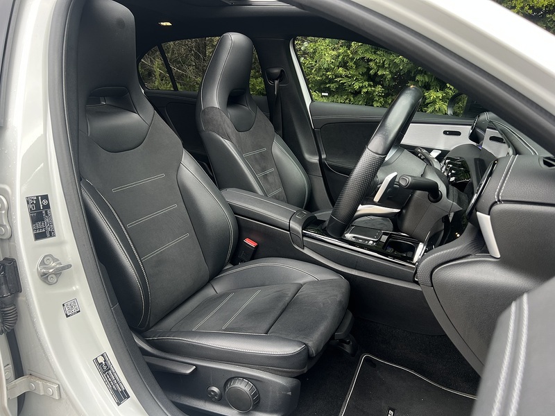 Mercedes-Benz A Class A250 AMG Line Edition - U11916