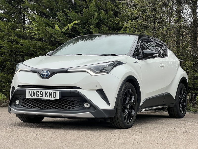 Toyota C-HR VVT-h Dynamic - U11917