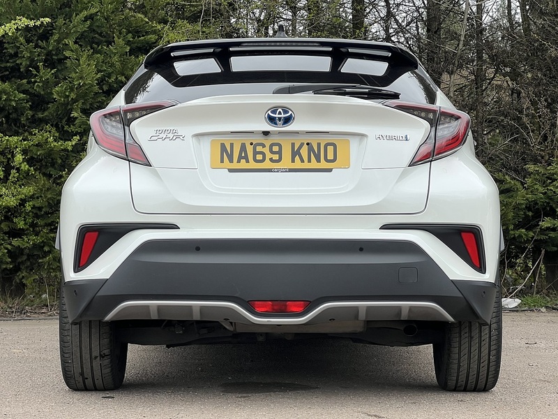 Toyota C-HR VVT-h Dynamic - U11917