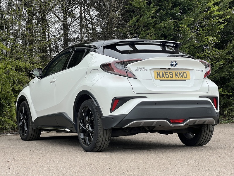 Toyota C-HR VVT-h Dynamic - U11917