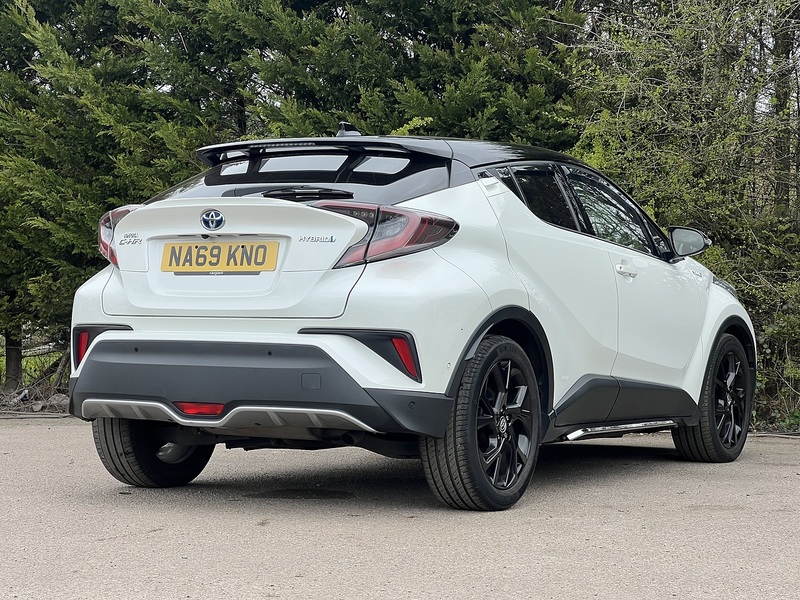 Toyota C-HR VVT-h Dynamic - U11917