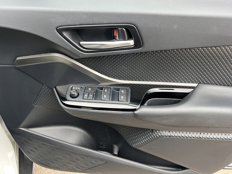 Toyota C-HR VVT-h Dynamic - U11917