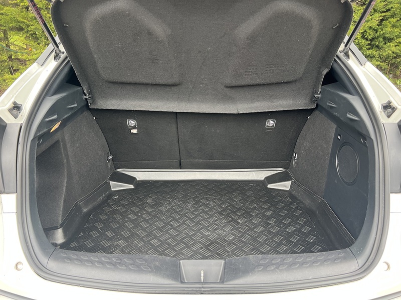 Toyota C-HR VVT-h Dynamic - U11917