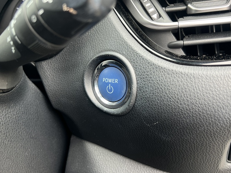 Toyota C-HR VVT-h Dynamic - U11917