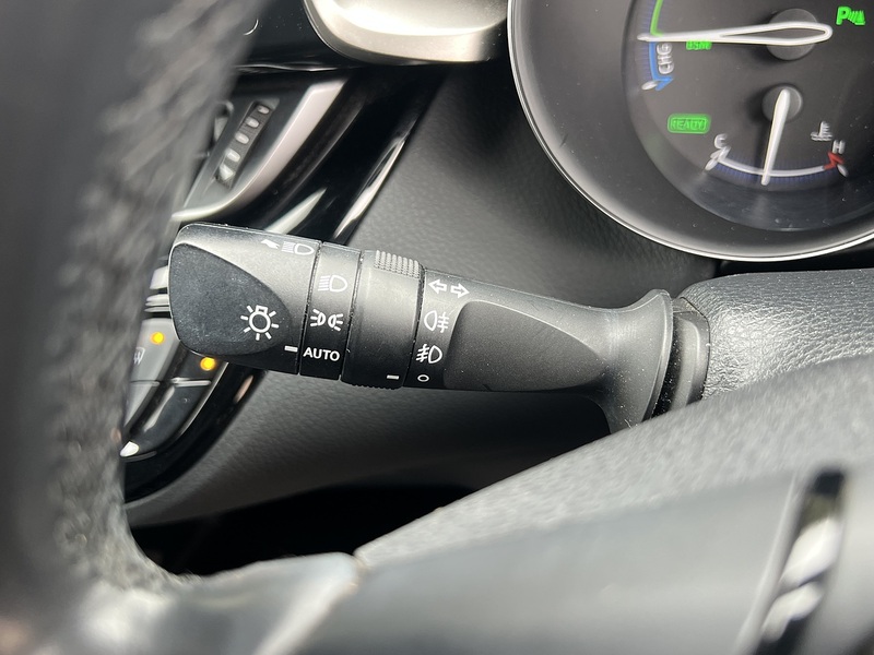 Toyota C-HR VVT-h Dynamic - U11917