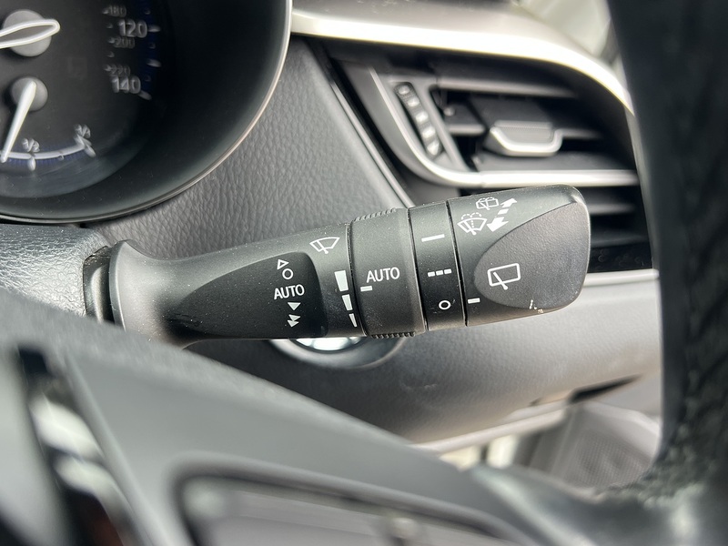 Toyota C-HR VVT-h Dynamic - U11917