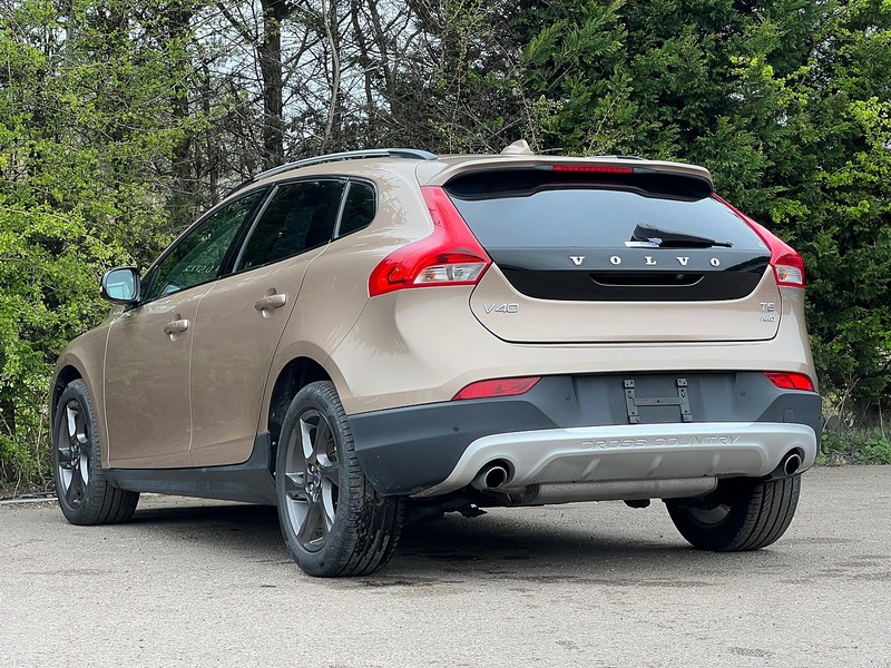 Volvo V40 T5 - U11932