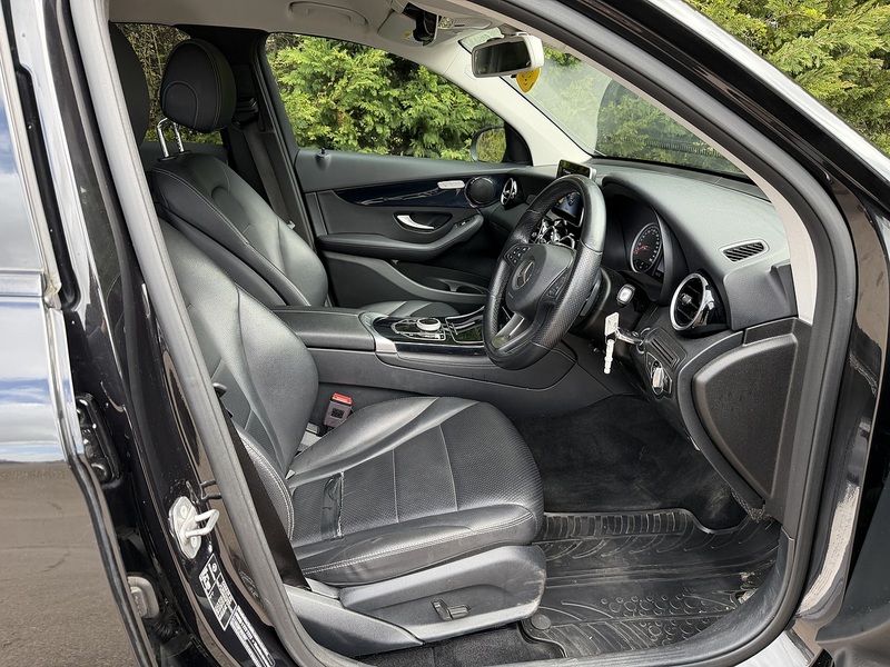 Mercedes-Benz GLC GLC220d Urban Edition - U11940