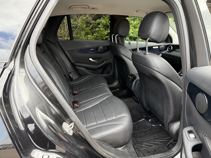 Mercedes-Benz GLC GLC220d Urban Edition - U11940