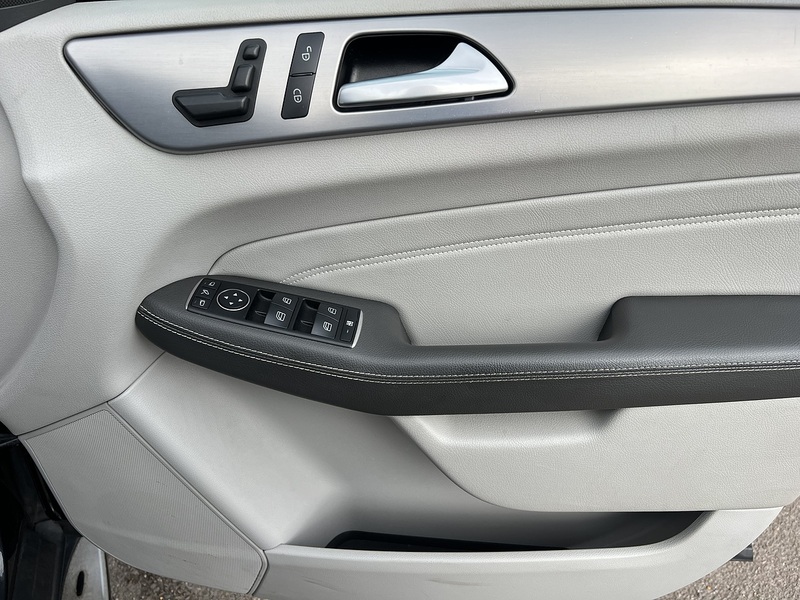 Mercedes-Benz M Class ML250 BlueTEC SE - U11942