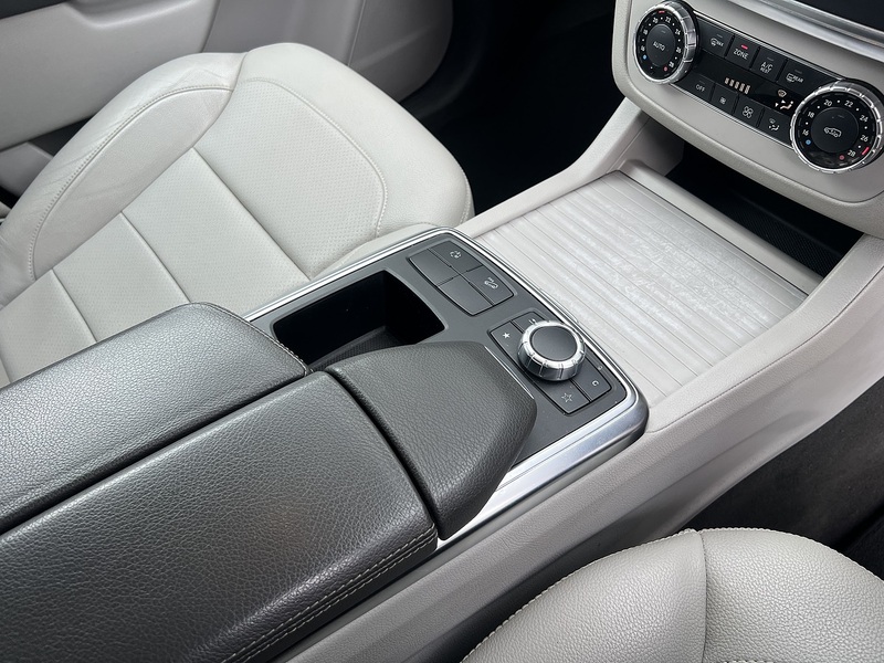 Mercedes-Benz M Class ML250 BlueTEC SE - U11942