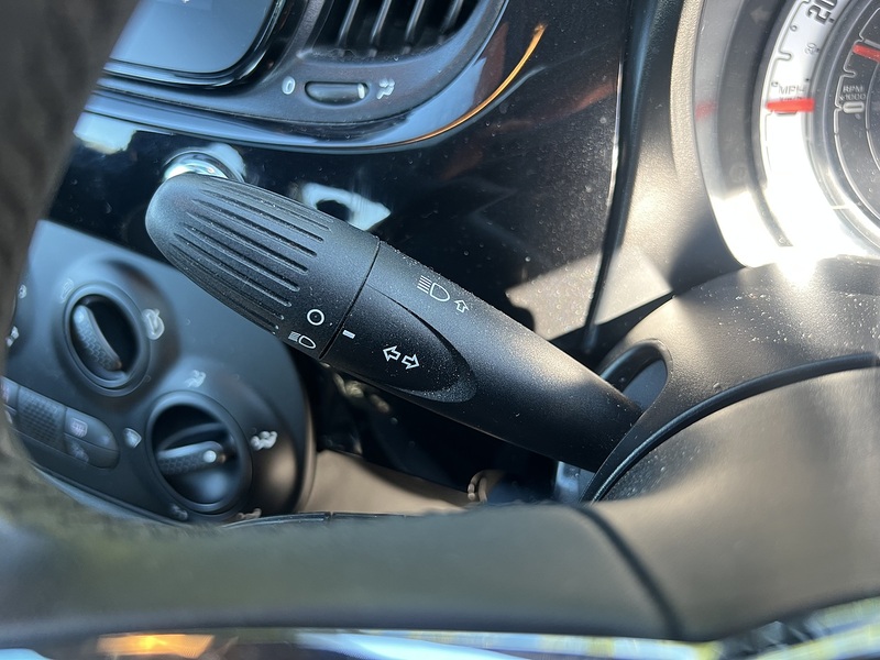 Fiat 500 MHEV Lounge - U11944