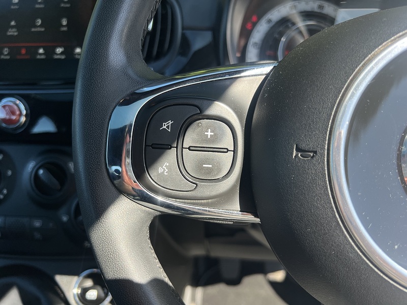 Fiat 500 MHEV Lounge - U11944