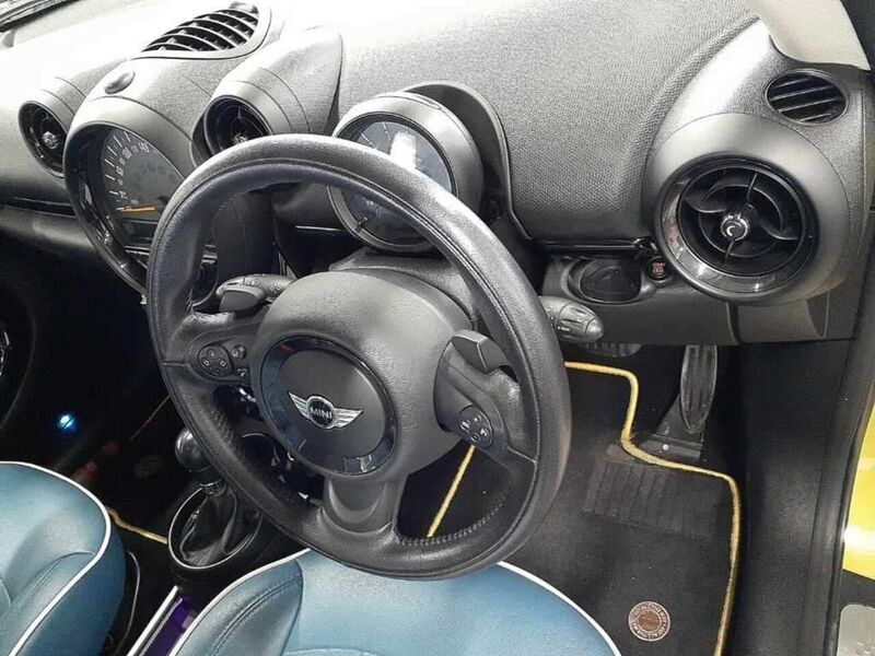 Mini Mini Countryman SD SUNLIGHT - U11948