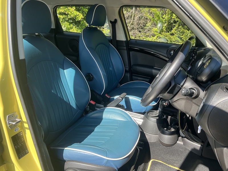 Mini Mini Countryman SD SUNLIGHT - U11948