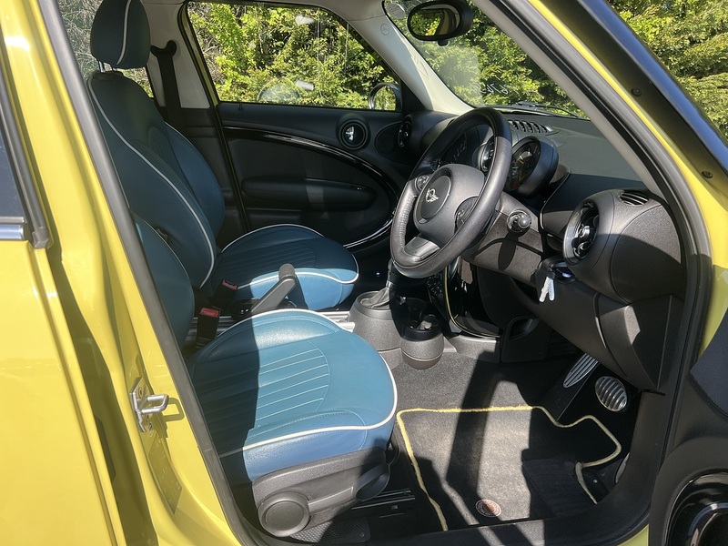 Mini Mini Countryman SD SUNLIGHT - U11948