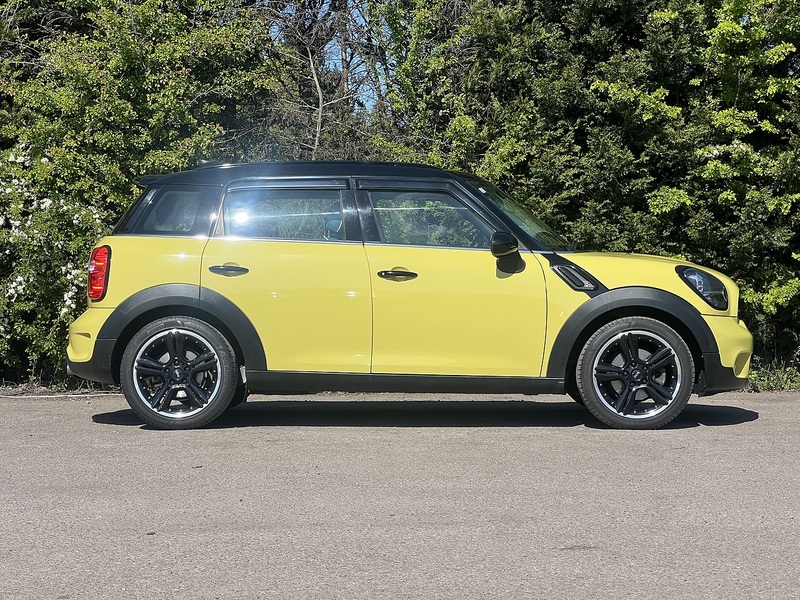 Mini Mini Countryman SD SUNLIGHT - U11948
