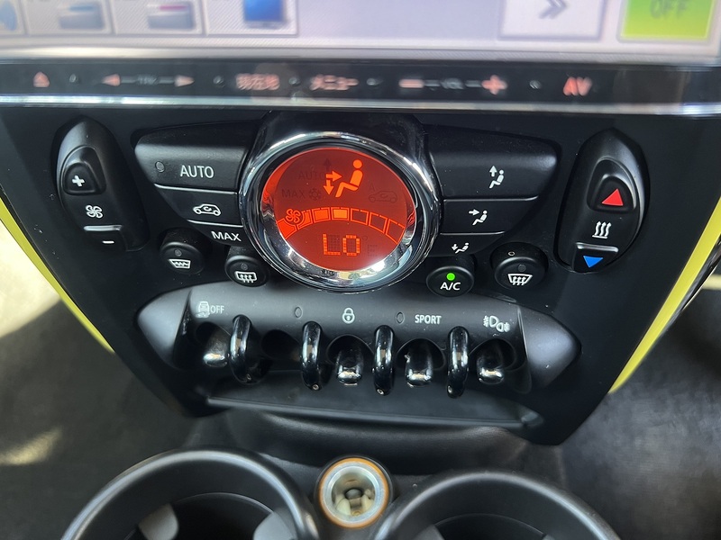Mini Mini Countryman SD SUNLIGHT - U11948