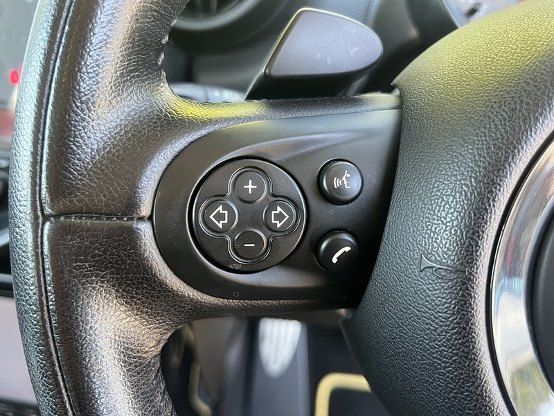 Mini Mini Countryman SD SUNLIGHT - U11948