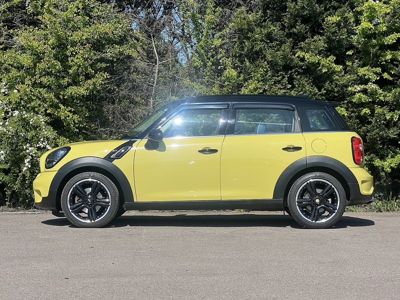 Mini Mini Countryman SD SUNLIGHT - U11948
