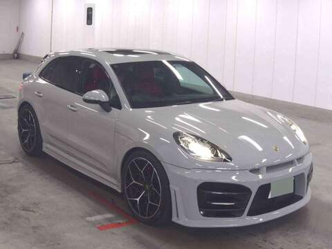 Porsche Macan 4.8 GTS SUV 5dr Petrol TiptronicS 4WD Euro 5 (s/s) (420 ps)