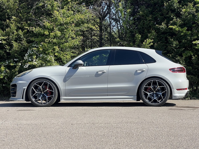 Porsche Macan Turbo Pdk - U11949