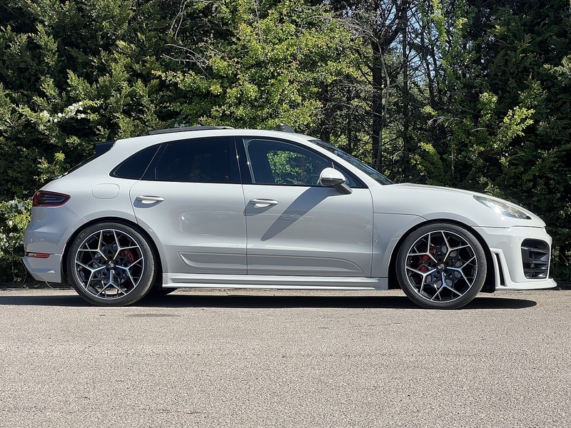 Porsche Macan Turbo Pdk - U11949