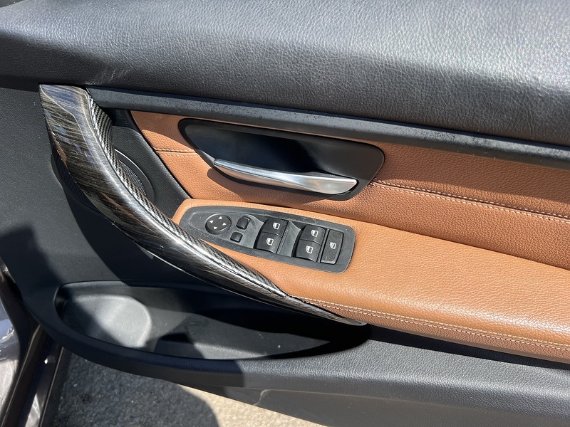 BMW 3 Series 320D Luxury - U11950