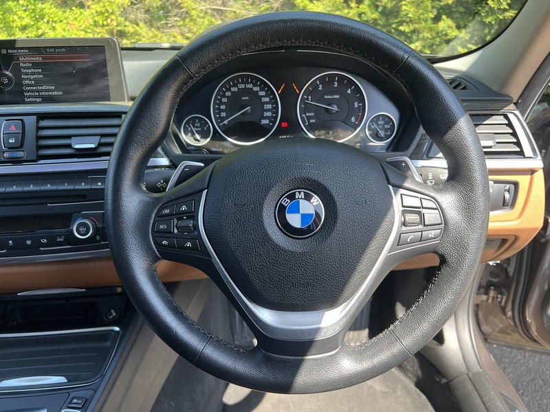 BMW 3 Series 320D Luxury - U11950