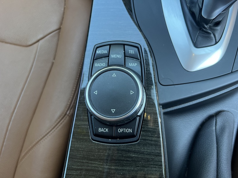 BMW 3 Series 320D Luxury - U11950